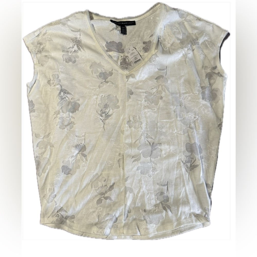 White House Black Market Jetsetter tee (NWT)